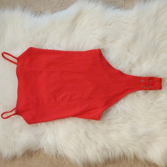 Garage red strappy back top - Picture 4 of 6